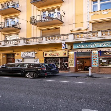 Dob71-cozy Flat In The Center Of Budapest- Recently Renovated *