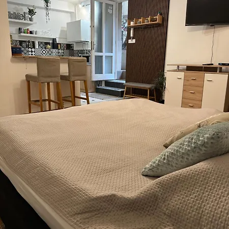 Dob71-cozy Flat In The Center Of Budapest- Recently Renovated *