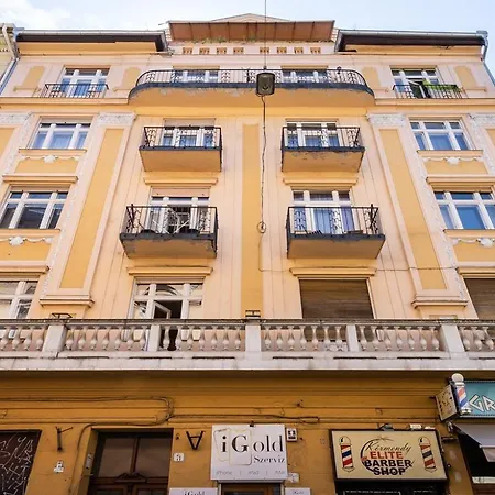 Dob71-cozy Flat In The Center Of Budapest- Recently Renovated